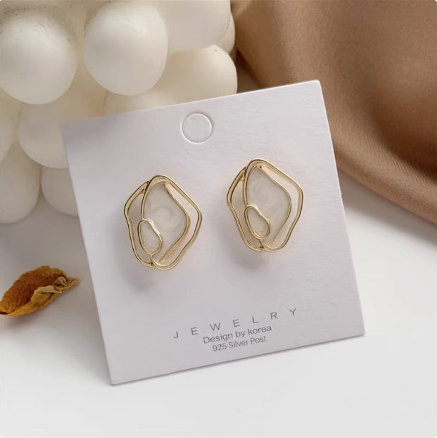 Korean Inspired Minimalist Geometric Shell Earrings