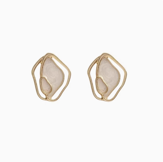 Korean Inspired Minimalist Geometric Shell Earrings