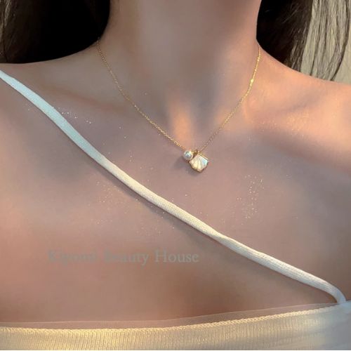 Minimalist Fairy Shell Necklace
