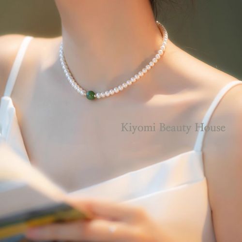 Jade Charm & Pearl Elegance Necklace
