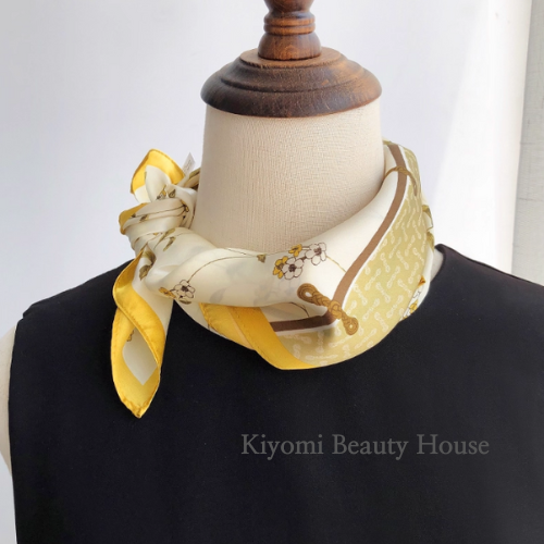 Chinese Style Buttoned Floral Silk Scarf Brown/ Yellow