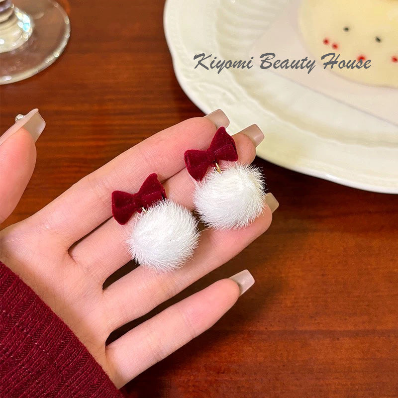 Pom Pom Dangle Earrings