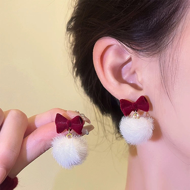 Pom Pom Dangle Earrings