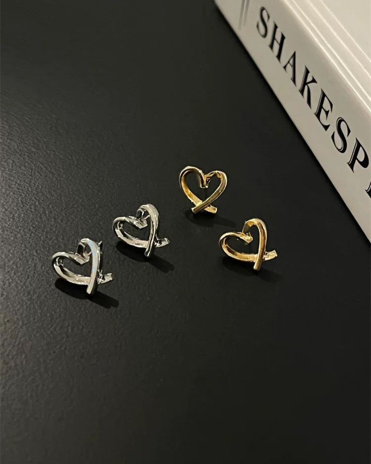 Fashionable Heart Shaped Stud Earrings