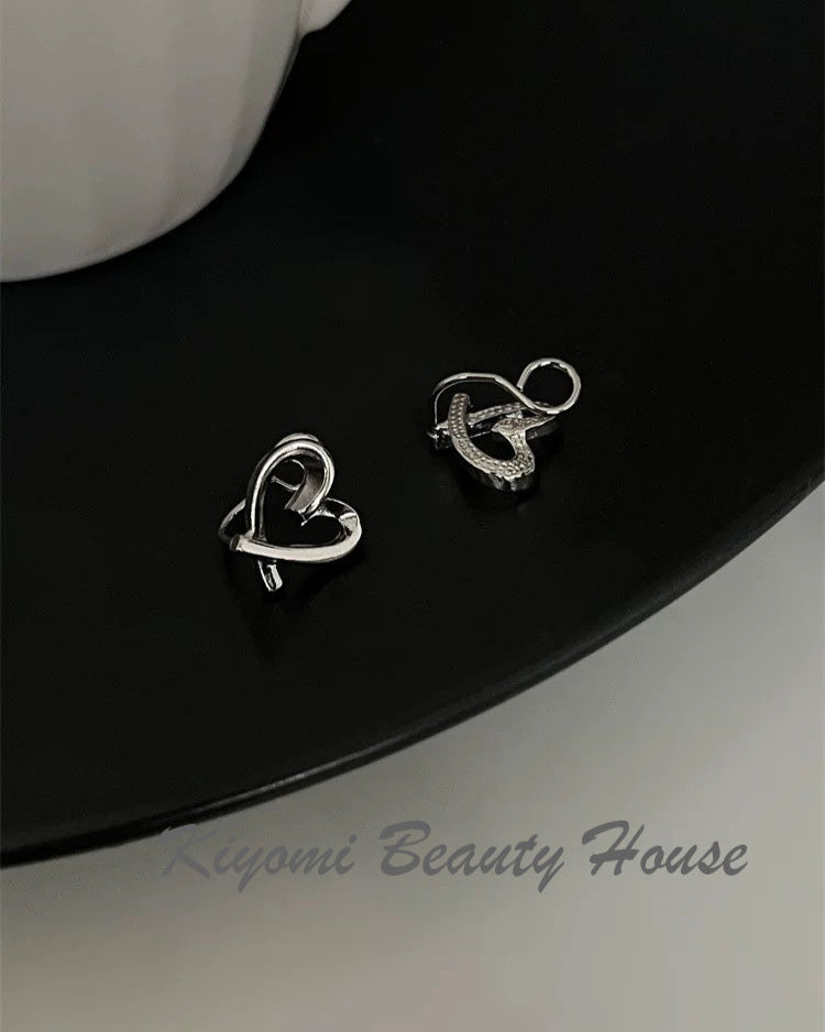 Fashionable Heart Shaped Stud Earrings