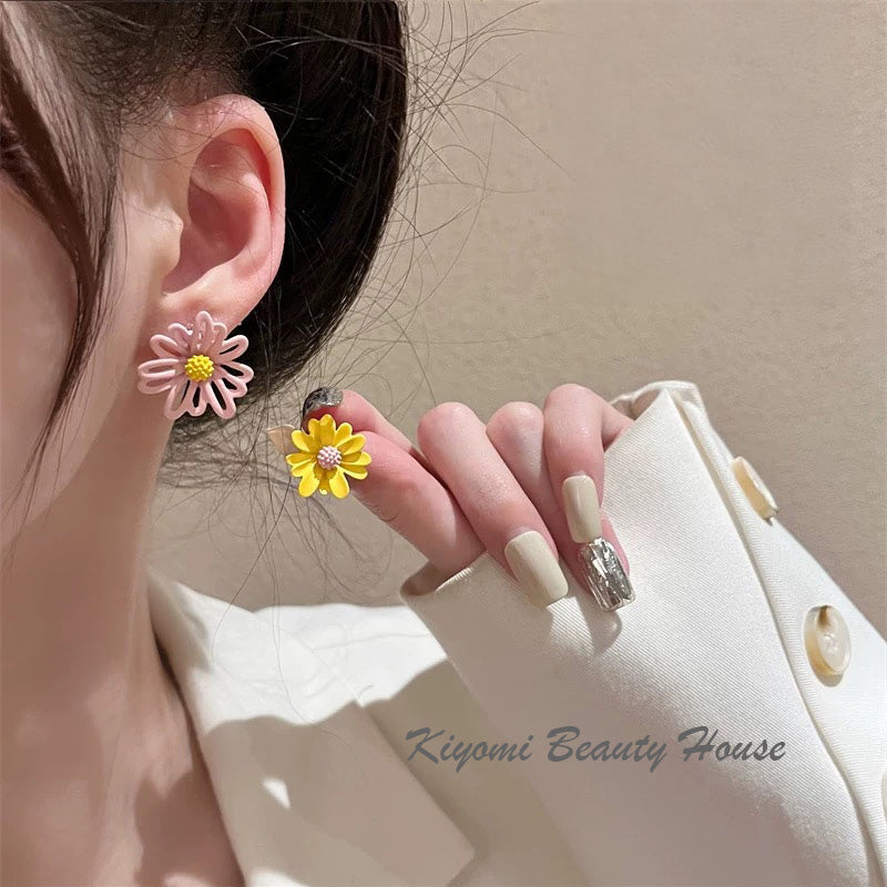 Candy color Daisy Earrings