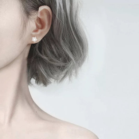 S925 Silver Snowflake Studs
