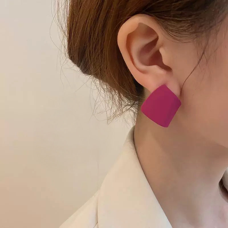 Exaggerated Irregular Geometric Metal Stud Earrings