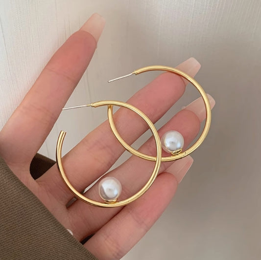 Pearl Hoop Earrings Luxury Face Unique Design
