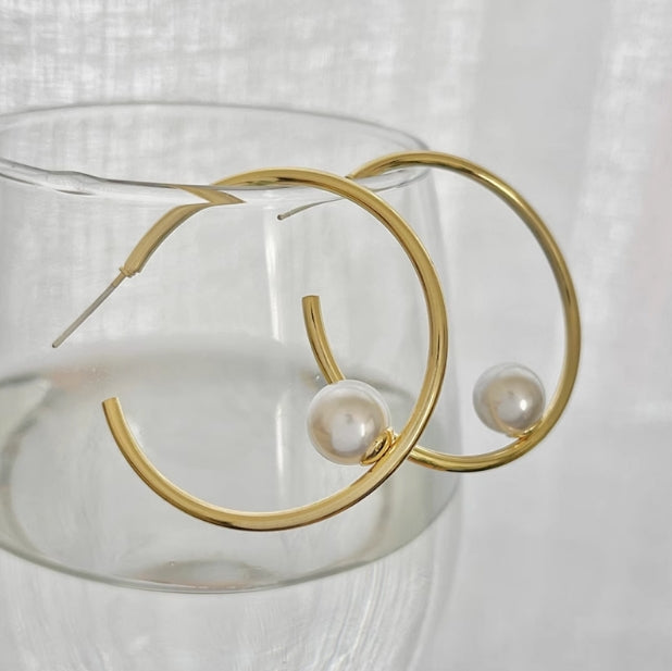 Pearl Hoop Earrings Luxury Face Unique Design