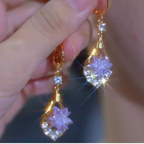 Crystal Flowers Earrings