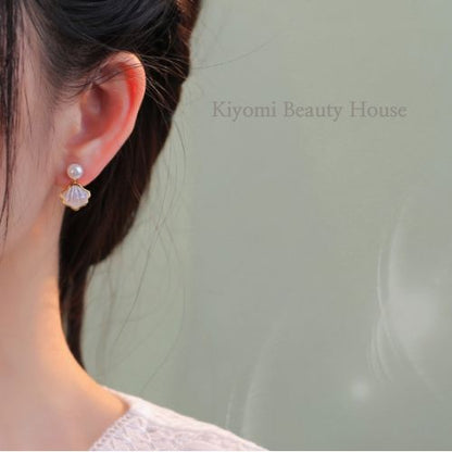 Shell-Shaped Pearl Earrings
