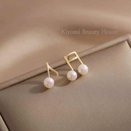 Musical Note Pearl Earrings