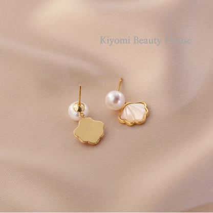 Shell-Shaped Pearl Earrings