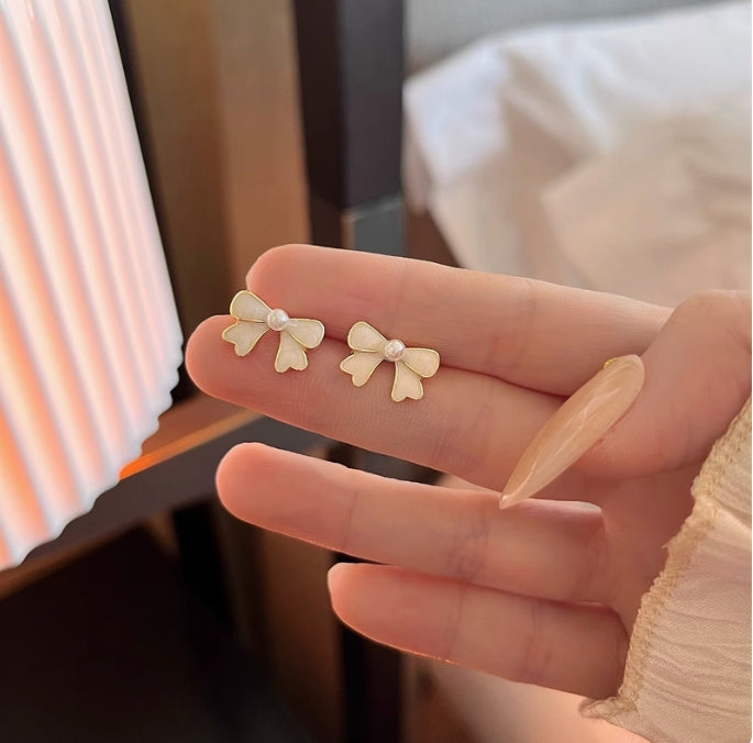 S925 silver needle gentle bow earrings
