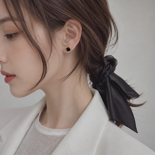 Elegant Geometric Black Stud Earrings