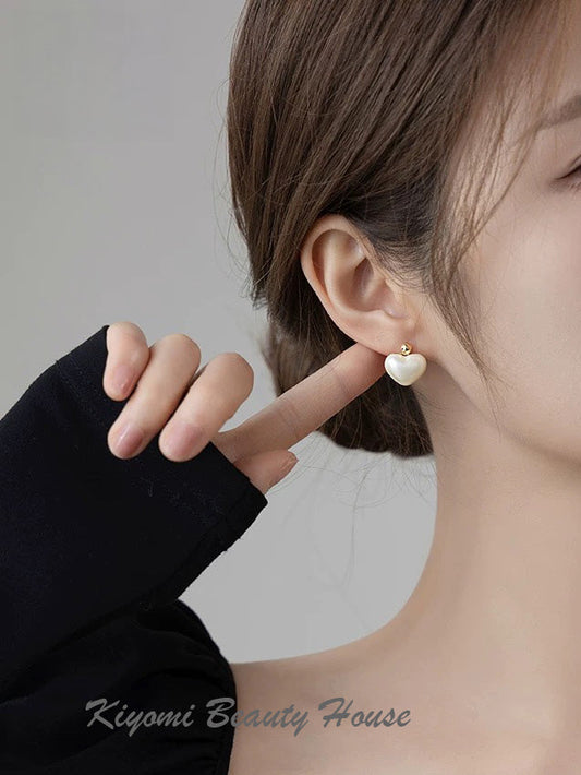 Pearl heart earrings