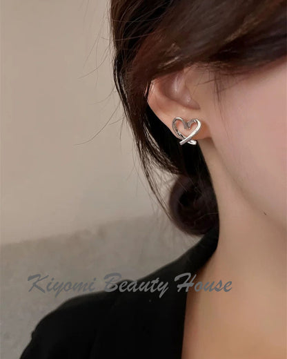 Fashionable Heart Shaped Stud Earrings