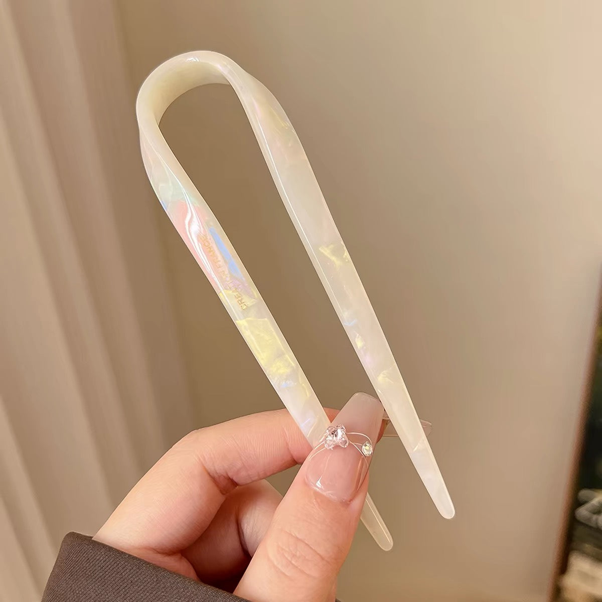 U-Shaped Cellulose Acetate Hairpins