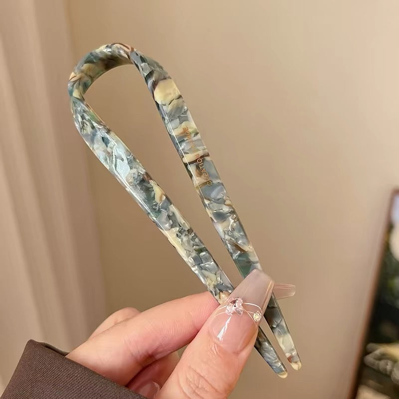 U-Shaped Cellulose Acetate Hairpins