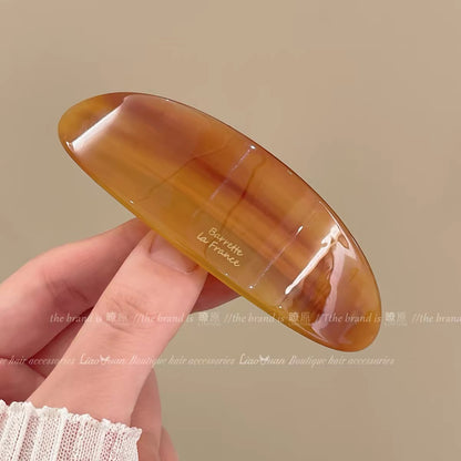 Minimalist oval hair clip
