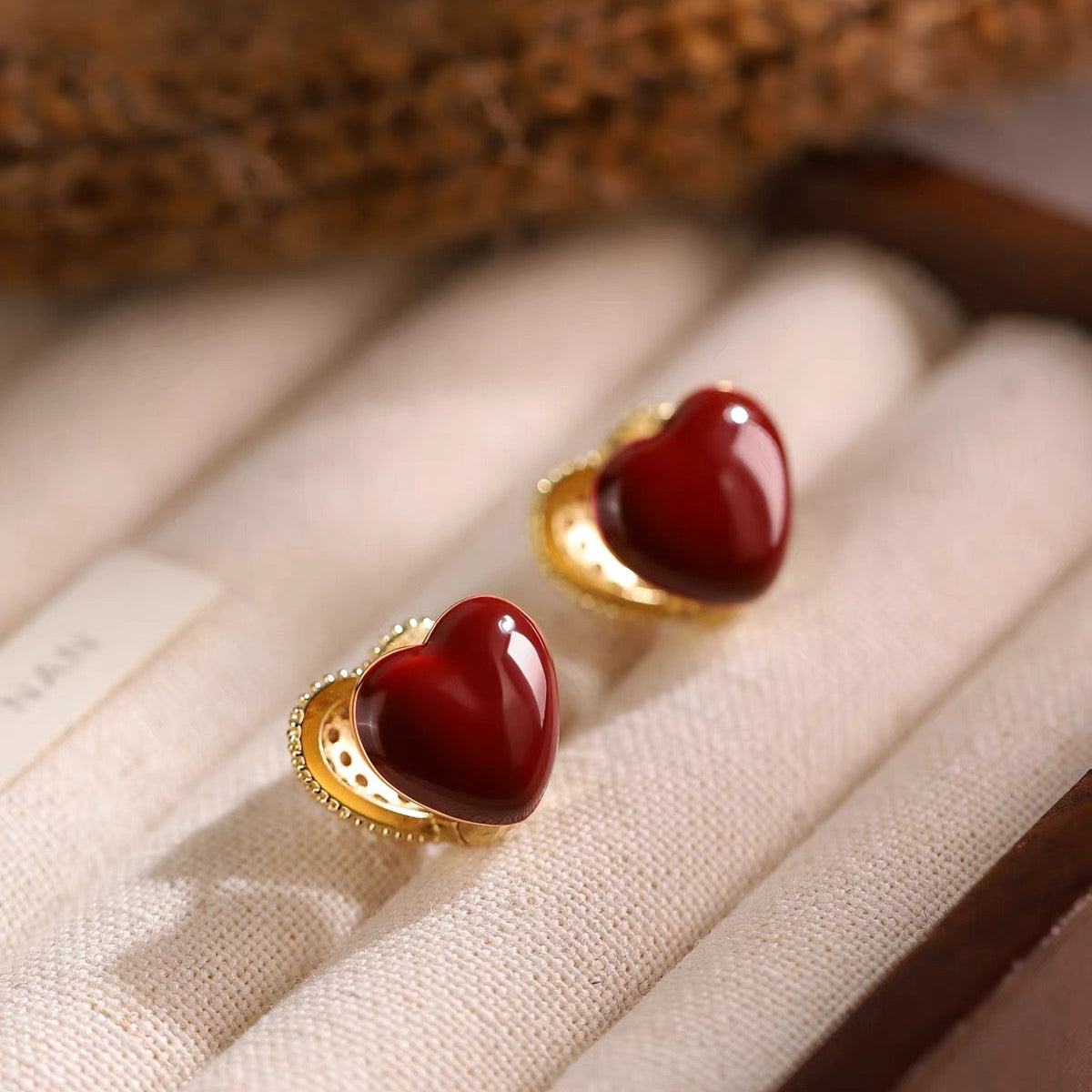 999 Silver Sweetheart Sparkle Heart Stud Earrings